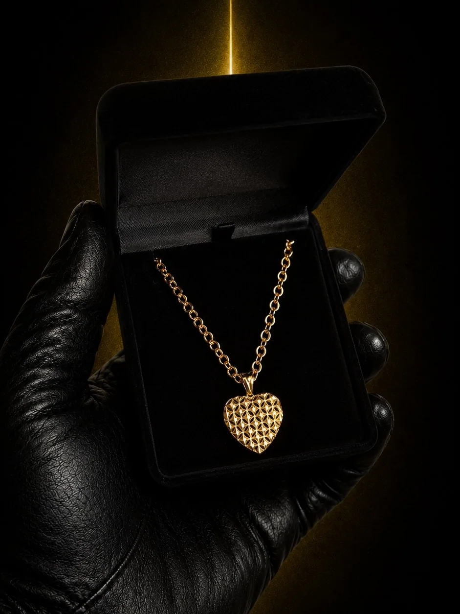 Corrente portuguesa com pingente 15 g em ouro